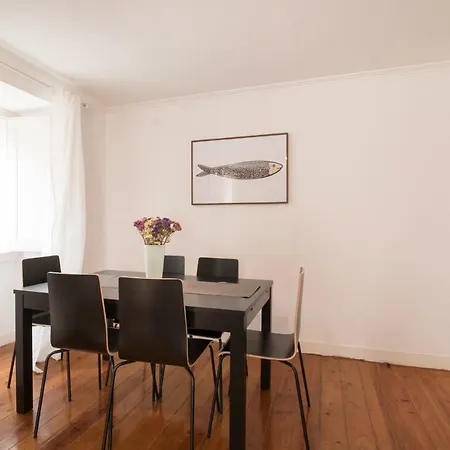 Elegant Spacious In The Heart Of *