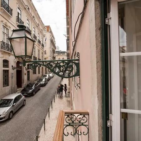 Elegant Spacious In The Heart Of Apartament Lizbona